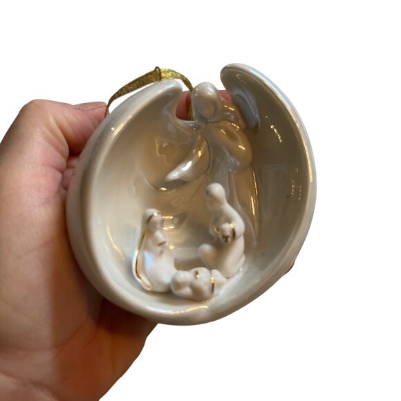 Nativity Scene Light Up Ornament Appletree Design Angel Holy Porcelain Jesus - Picture 3 of 9